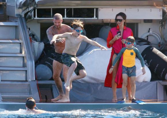 ngôi sao David Beckham,vợ chồng david beckham, sao hollywood