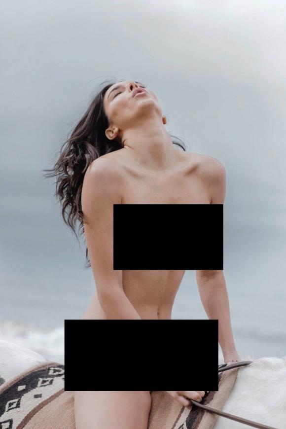 Kendall Jenner, Kendall Jenner nude, Kendall Jenner khỏa thân