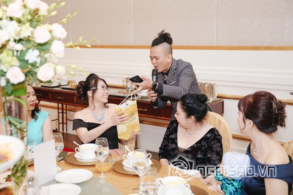 kim-kelly-129-9-ngoisao.vn-w580-h386 1 Kim Kelly, Be Nature, Hoa Hậu Princess Ngọc Hân