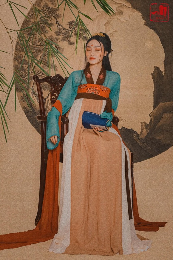 miss-beauty-thy-thy-169-8-ngoisao.vn-w580-h870 1 Miss Beauty Thy Thy, sao việt