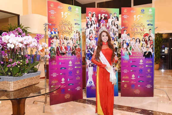 hoa-hau-tra-mi-179-4-ngoisao.vn-w580-h387 16 Hoa hậu người Việt thế giới 2018, Hoa hậu Trà Mi, sao việt