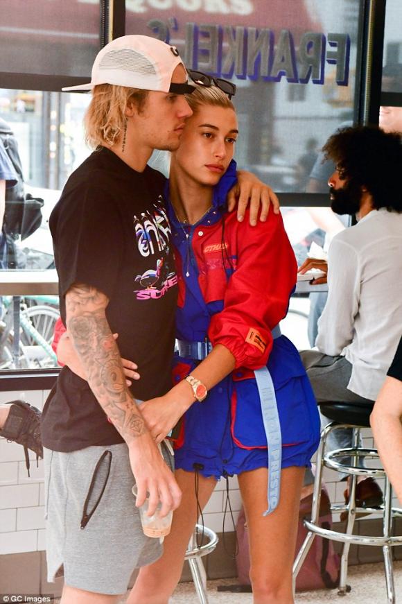 Ca sĩ Justin Bieber,Justin Bieber và Hailey Baldwin, sao hollywood