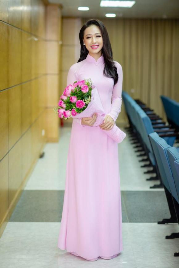 nữ sinh tặng hoa cho tổng thống mỹ, Hoa hậu Việt Nam, Phạm Ngọc Hà My