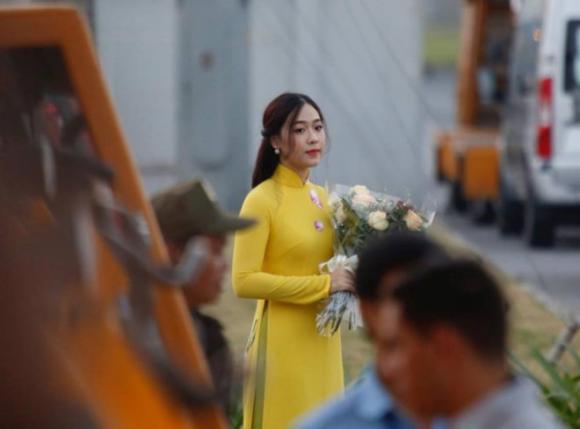 nữ sinh tặng hoa cho tổng thống mỹ, Hoa hậu Việt Nam, Phạm Ngọc Hà My