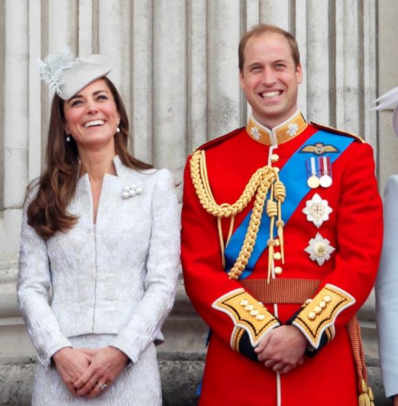 Hoàng tử William,Kate Middleton,Nữ hoàng Anh