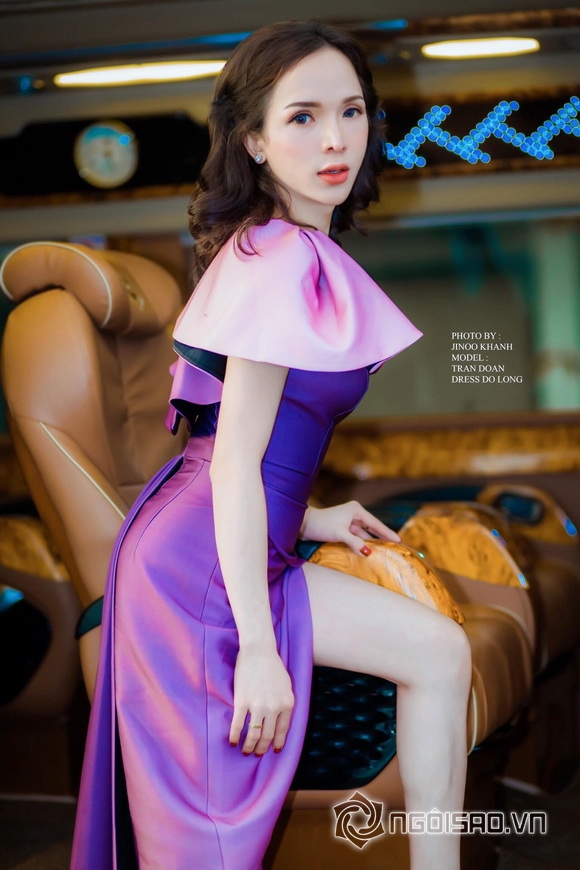 my-nhan-chuyen-gioi-doan-tran-tu-thien-trung-thu-9resize-ngoisao.vn-w580-h870 0 Mỹ nhân chuyển giới đoàn trần,đoàn trần phát quà trung thu,sao việt