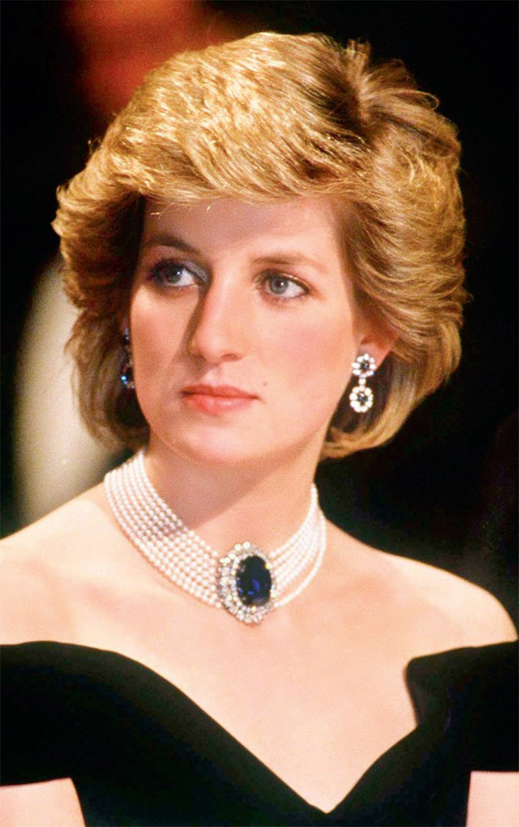 Camilla Parker, Công nương Diana, Hoàng gia Anh