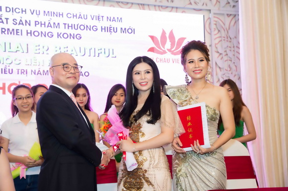 hoi-thao-tri-nam-110-7-ngoisao.vn-w580-h386 5 hội thảo đỉnh cao và ra mắt trị nám 2018, Hồ Quang Hiếu, Công ty Minh Châu Việt Nam