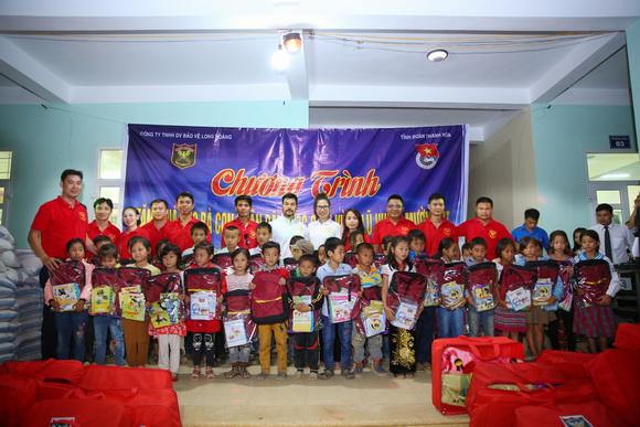 Bùi Thị Hà, Sao việt, tập đoàn bảo vệ long hoàng