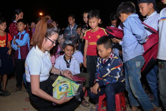 Bùi Thị Hà, Sao việt, tập đoàn bảo vệ long hoàng