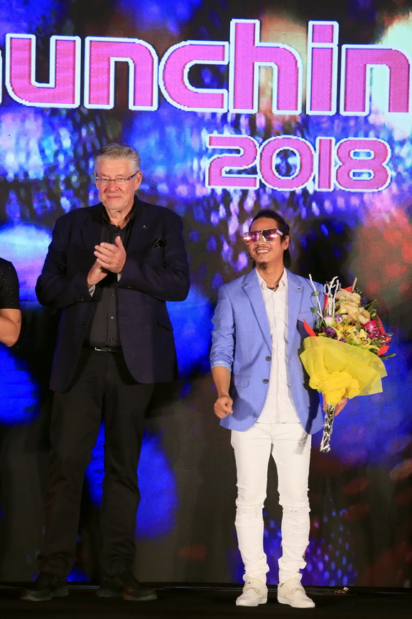 sản phẩm chăm sóc tóc cao cấp ASP, Tạo mẫu tóc, chăm sóc tóc