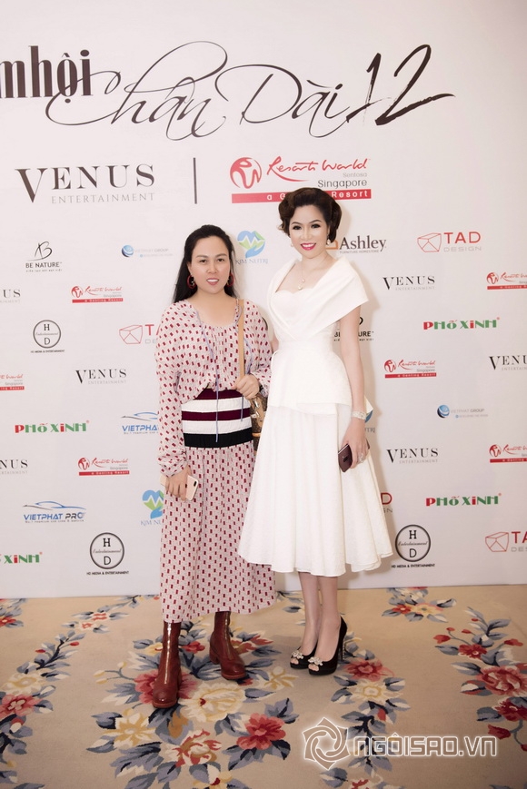 bui-thi-ha-2310-5-ngoisao.vn-w580-h869 8 Bùi Thị Hà, Đêm hội chân dài 12, Sao việt