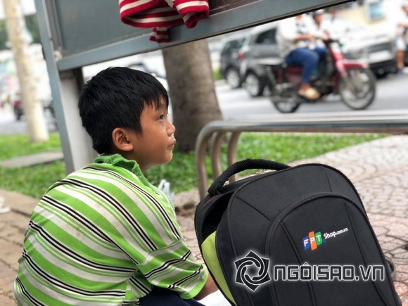 cau-chuyen-ve-cau-be-13-tuoi-1511-12-ngoisao.vn-w580-h435 1 MC Tấn Tài, Gương mặt truyền hình 2018