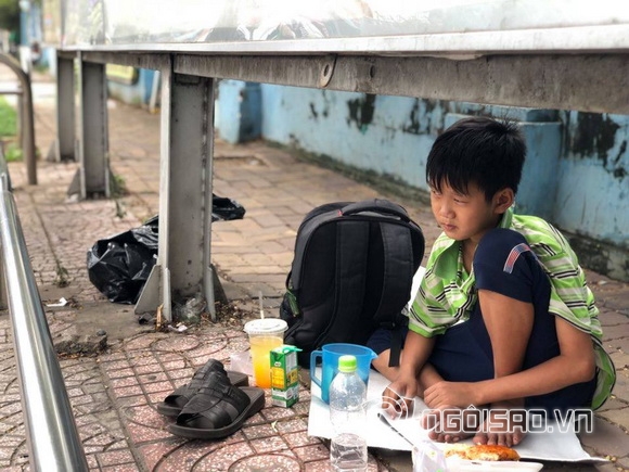 cau-chuyen-ve-cau-be-13-tuoi-1511-13-ngoisao.vn-w580-h435 0 MC Tấn Tài, Gương mặt truyền hình 2018