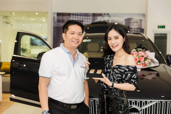 di-bang-1611-2-ngoisao.vn-w580-h387 5 Di Băng, Siêu xe Volvo, sao việt