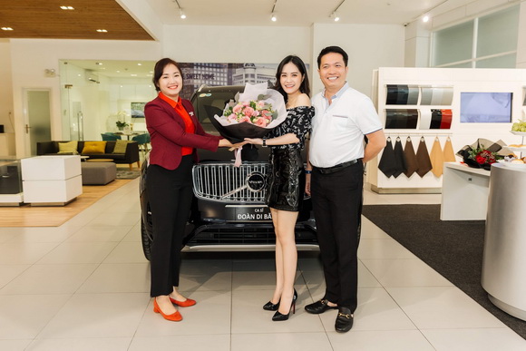 di-bang-1611-5-ngoisao.vn-w580-h387 2 Di Băng, Siêu xe Volvo, sao việt