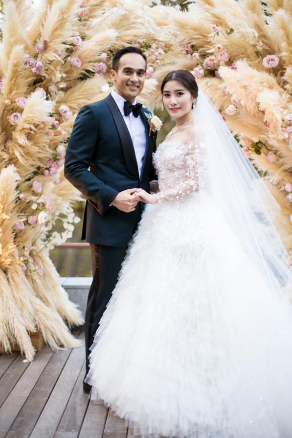đám cưới tài phiệt Malaysia,Chryseis Tan,Faliq Nasimuddin