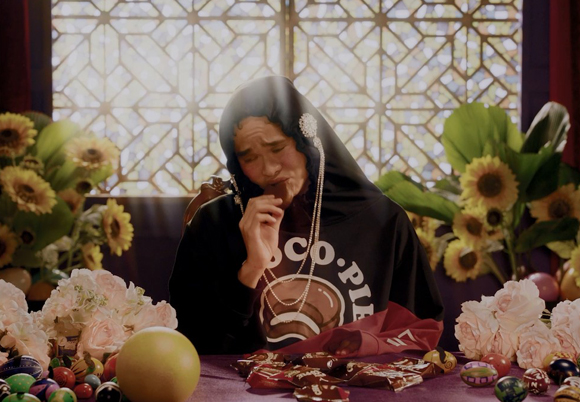 Bích Phương, Chị ngả em nâng, Sao Việt