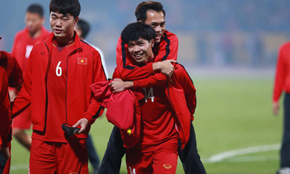Văn Toàn chấn thương, Văn Toàn, Công Phượng, AFF Cup 2018, đội tuyển Việt Nam