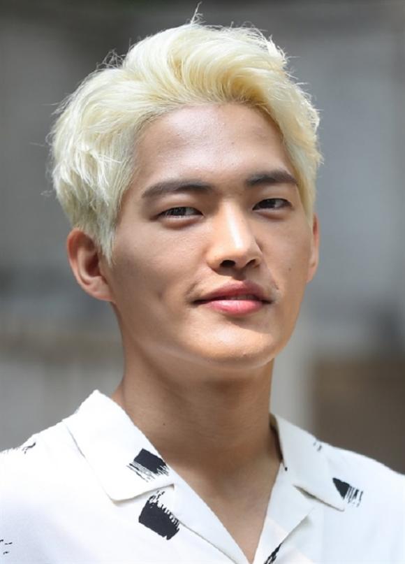 Bạn trai  Goblin,diễn viên Shin Ha Kyun,bom tấn ‘Luther’ bản Hàn