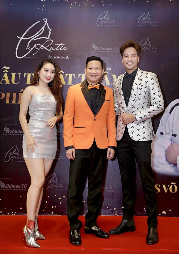 phau-thuat-tham-my-mien-phi-cho-nghe-si-2711-3-ngoisao.vn-w580-h822 9 Viện thẩm mỹ La Ratio, Phẫu thuật thẩm mỹ miễn phí cho nghệ sĩ, Bác sĩ Võ Thành Trung