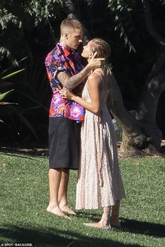 ca sĩ, justin bieber, hailey baldwin, sao hollywood