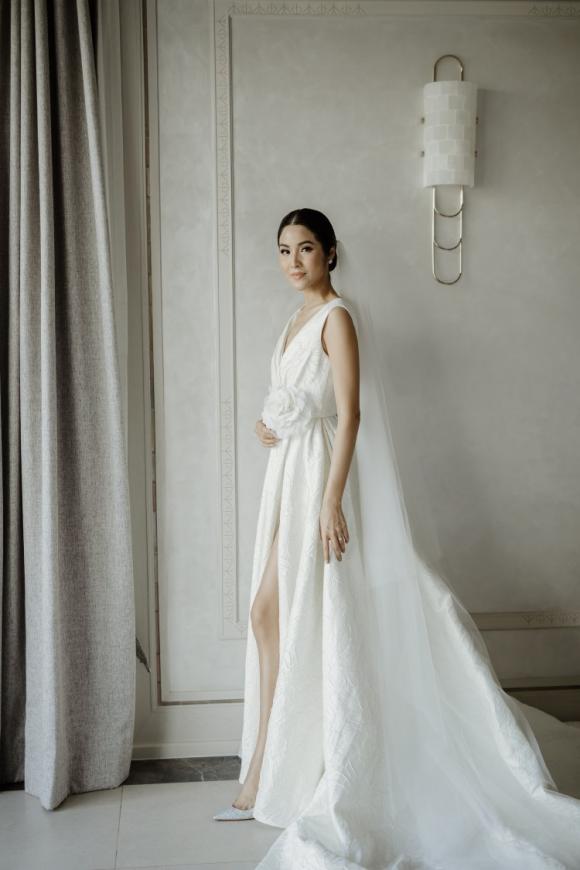 NTK Đỗ Mạnh Cường,váy cưới của Hoa hậu Hoàn vũ Thái Lan,Farung Yuthithum