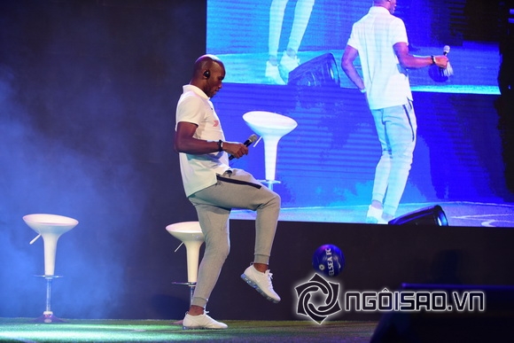 Didier Drogba, MC Thiên Vũ, Sao việt