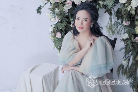 Hoa hậu stella chang,hoa hậu đại sứ doanh nhân,stella chang tung ảnh đón giáng sinh