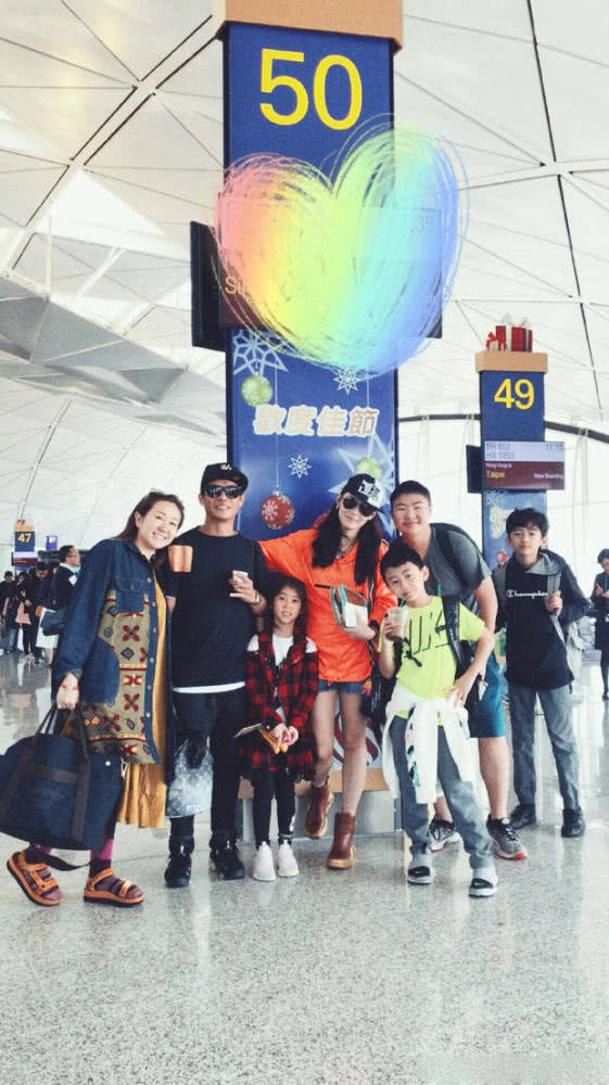 Trương Bá Chi,Trương Bá Chi sinh con cho triệu phú Singapore,sao Hoa ngữ
