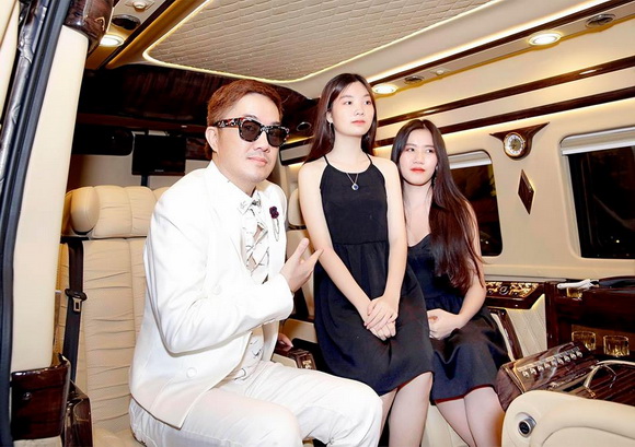 bau-hoa-2112-3-ngoisao.vn-w580-h409 11 Bầu Hòa, Ngô Đình Hòa, Sao Việt