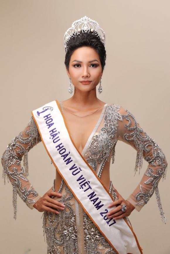 H'Hen Niê,Miss Universe 2018,sao Việt