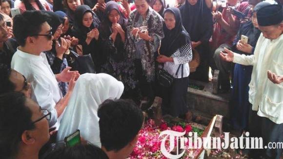 Riefian Fajarsyah, Dylan Sahara, sóng thần Indonesia