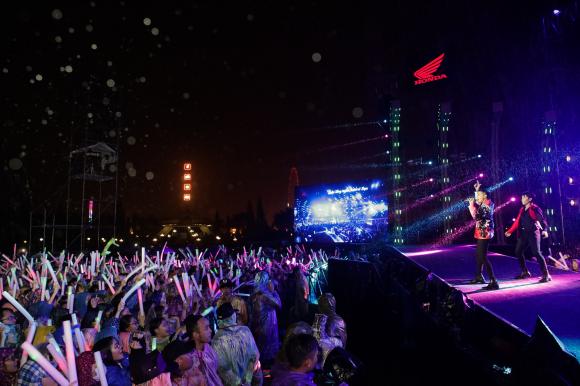  mỹ tâm, sao việt