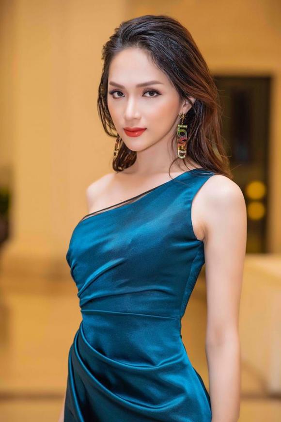 Hoa hậu Hương Giang,Hoa hậu Chuyển giới Quốc tế,sao Việt