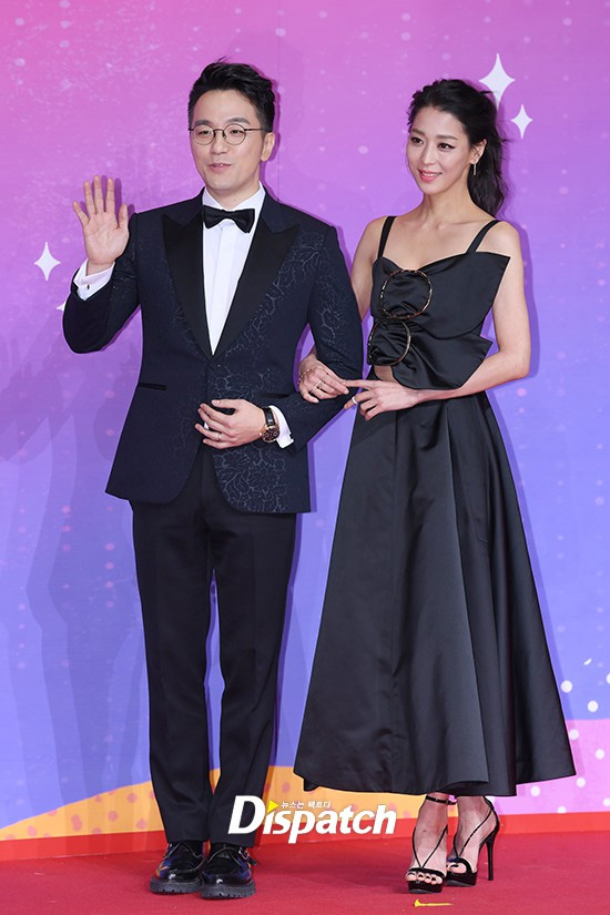 Thảm đỏ SBS Entertainment Awards, sao hàn, Lee Seung Gi