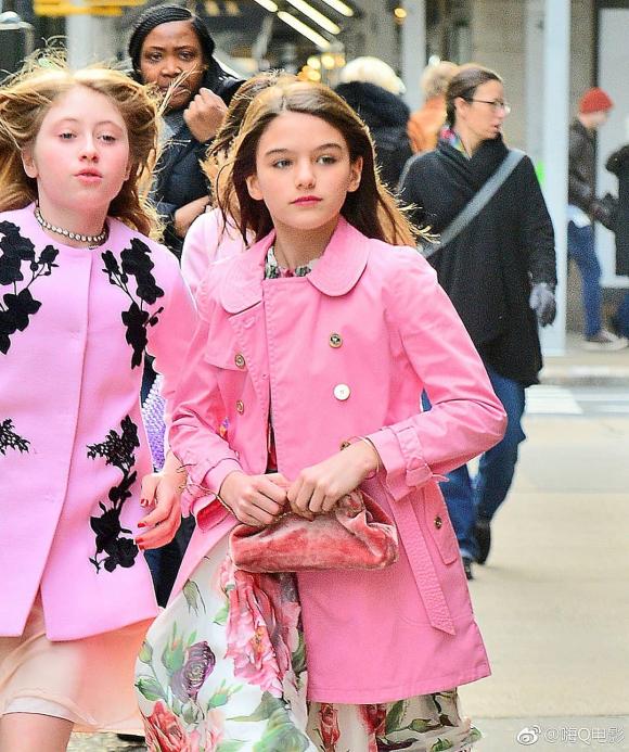 suri cruise, con gái tom cruise, sao hollywood