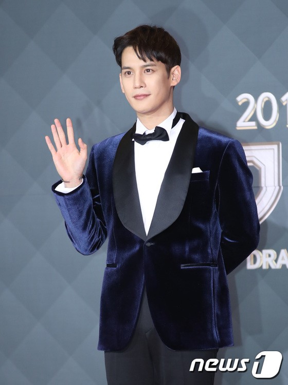jang nara, kim sun ah, han eun jung, sbs drama awards 2018