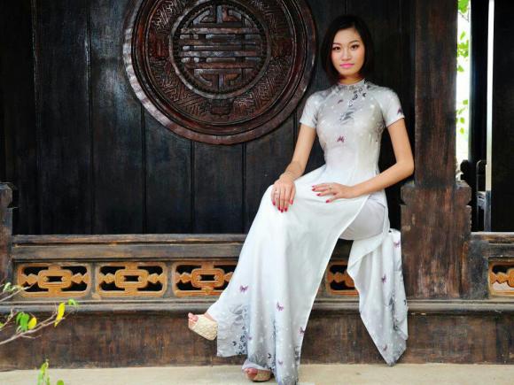Loạt ảnh xinh đẹp của người mẫu trẻ Nguyễn Kim Anh trước khi bị ung thư  buồng trứng