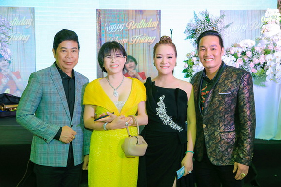 ntk-oanh-phan-91-14-ngoisao.vn-w580-h387 0 NTK Oanh Phan, sao việt, Hoàng My Collection