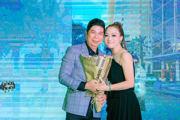 ntk-oanh-phan-91-5-ngoisao.vn-w580-h387 9 NTK Oanh Phan, sao việt, Hoàng My Collection