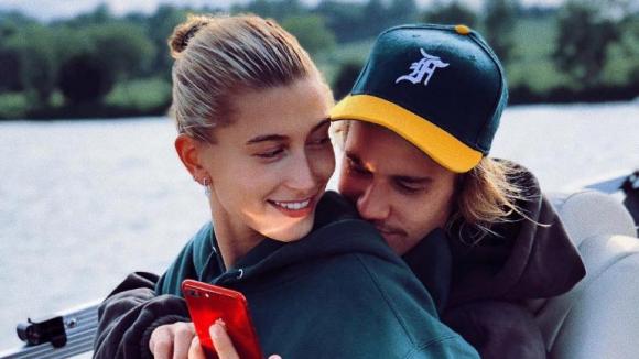 Hailey Baldwin,Justin Bieber,sao Hollywood