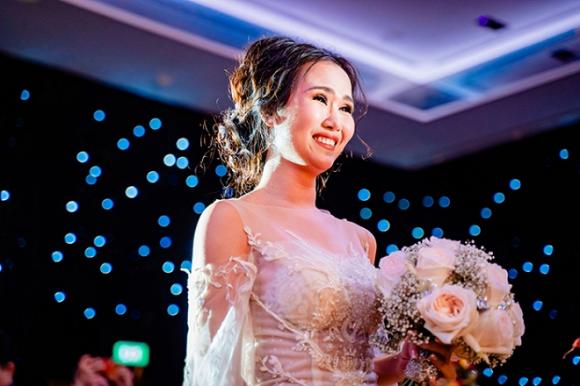 Hòa Minzy, đám cưới Võ Hạ Trâm, scandal Hòa Minzy