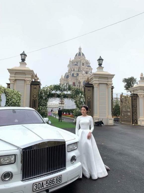 Đám cưới khủng ở Nam Định, Cô dâu vàng đeo trĩu cổ, Mạng xã hội