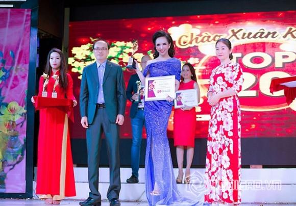 img2106-ngoisao.vn-w700-h488 13 Hotgirl chuyển giới trần đoàn,mỹ nhân chuyển giới đoàn trần,đoàn trần mua túi 350 triệu