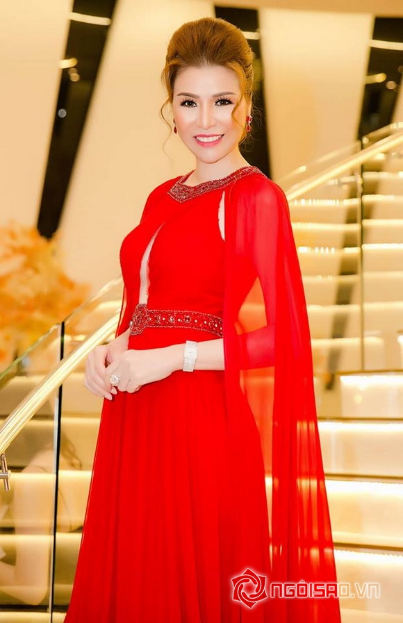 Ngôi sao vệ sĩ Long Hoàng, Hoa hậu Bùi Thị Hà, Lý Nhã Kỳ