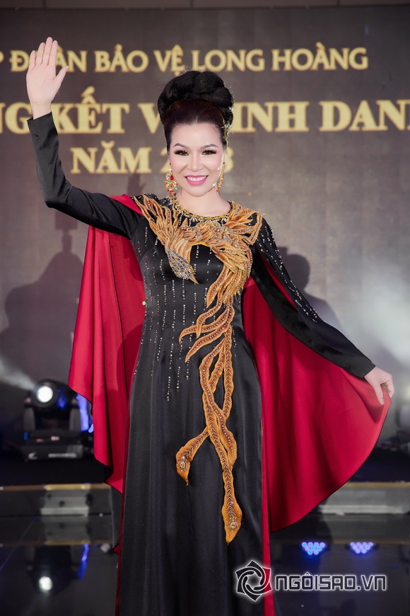 Hoa hậu Bùi Thị Hà, sao việt, Bảo vệ Long Hoàng