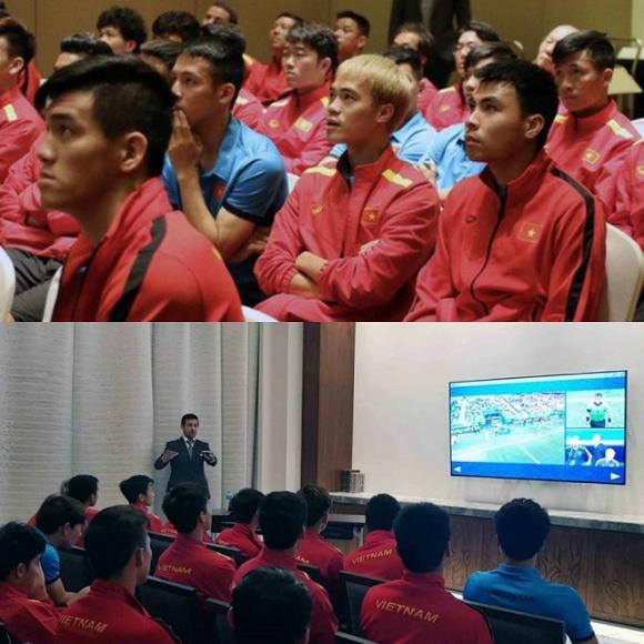 đội tuyển Việt Nam, Asian Cup 2019, đội tuyển Nhật Bản, Văn Toàn, công nghệ VAR,Asian Cup 