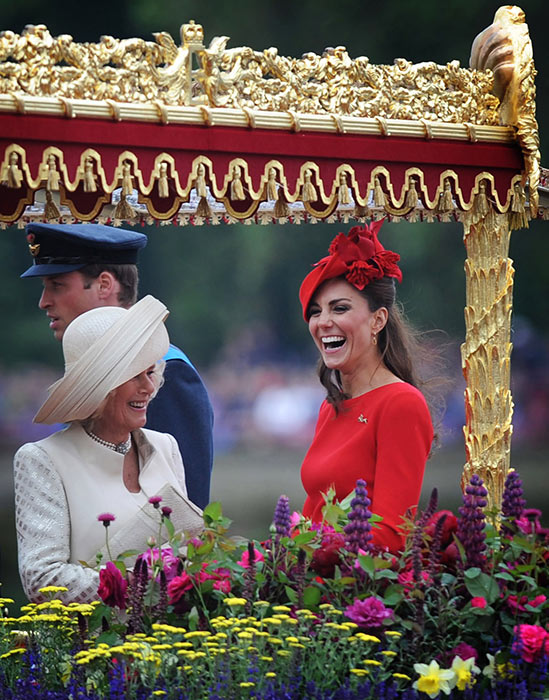 Hoàng gia Anh,Kate Middleton,bà Camilla