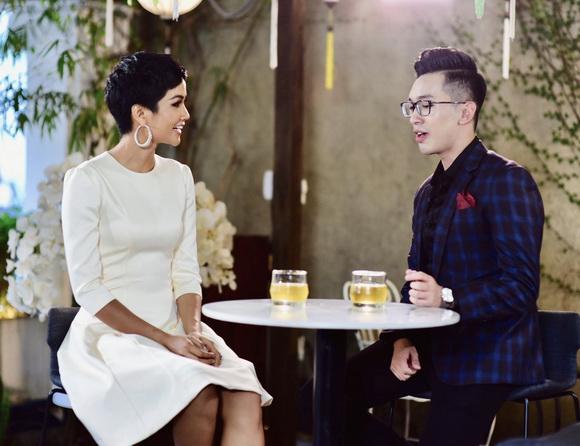 H Showbiz, Phan Trung Hậu
